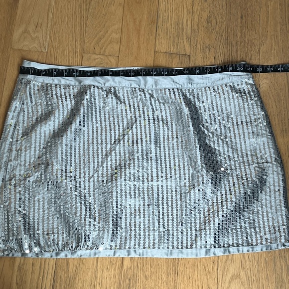 1995 Vintage Gap Mini Skirt - Picture 10 of 11